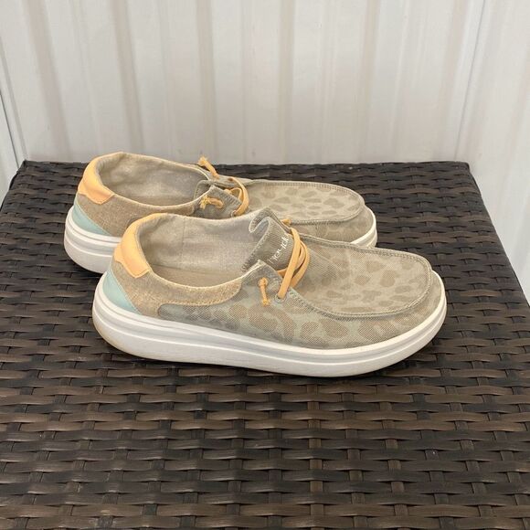 Hey Dude Shoes - Hey dudes Wendy Rise leopard woman size 10